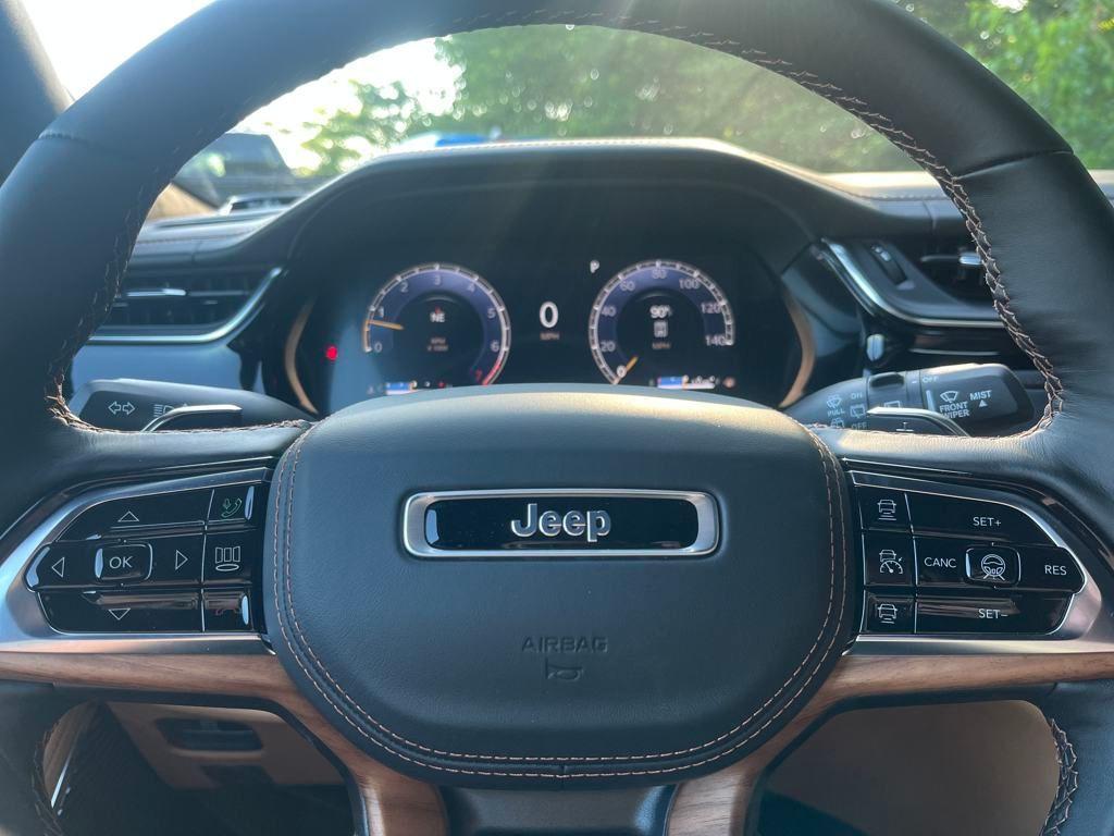 new 2025 Jeep Grand Cherokee L car, priced at $61,611