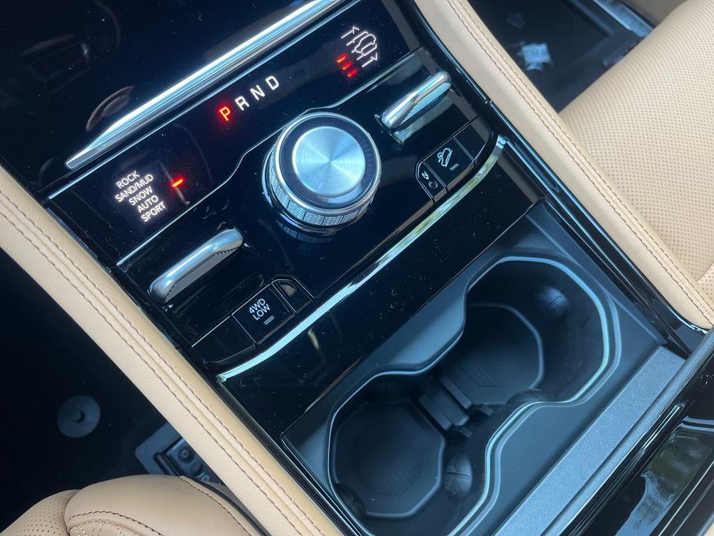 new 2025 Jeep Grand Cherokee L car, priced at $61,611