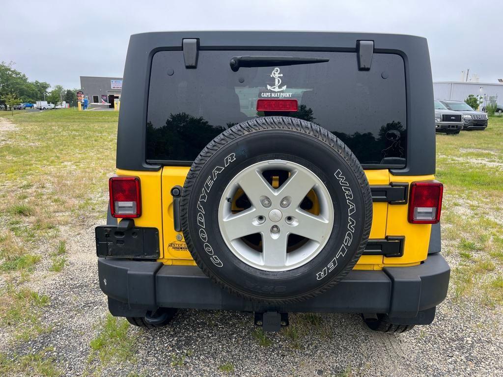 used 2015 Jeep Wrangler Unlimited car, priced at $20,999