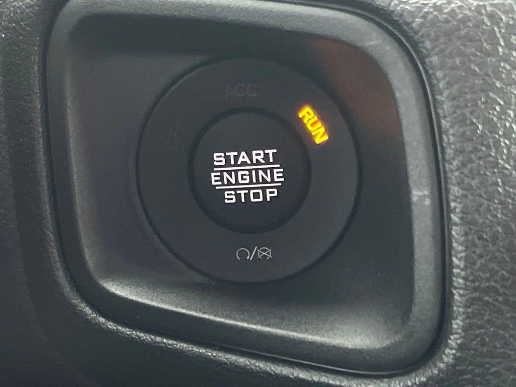 new 2025 Jeep Wrangler car, priced at $45,394