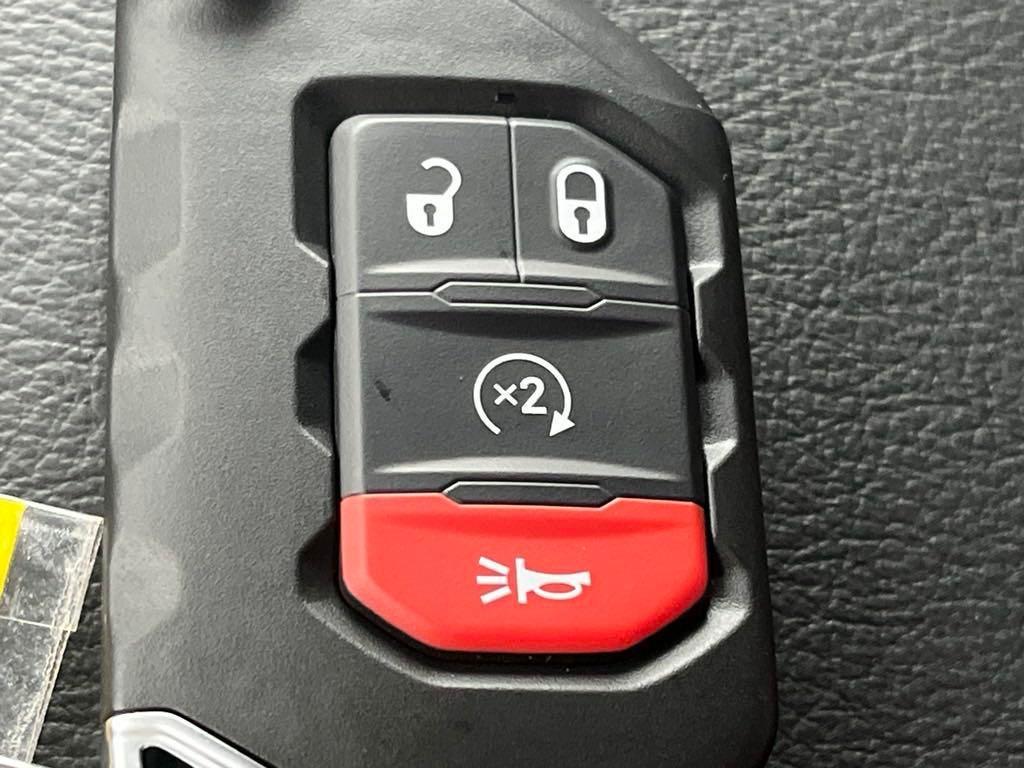 new 2025 Jeep Wrangler car, priced at $45,394