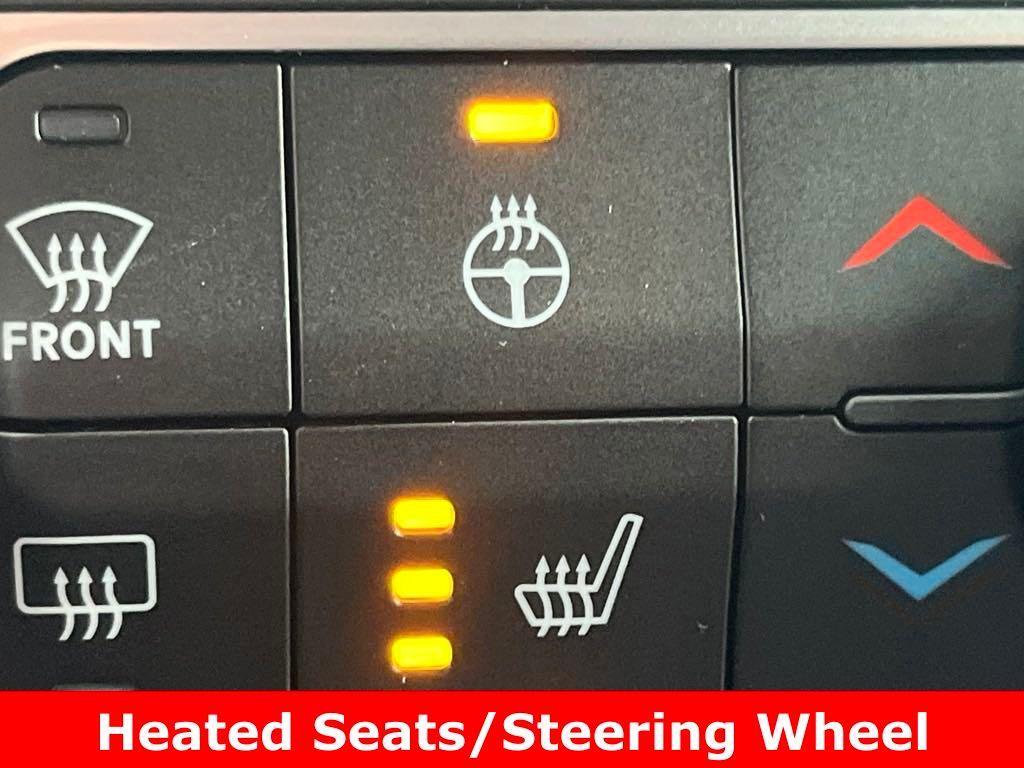 new 2025 Jeep Wrangler car, priced at $45,394