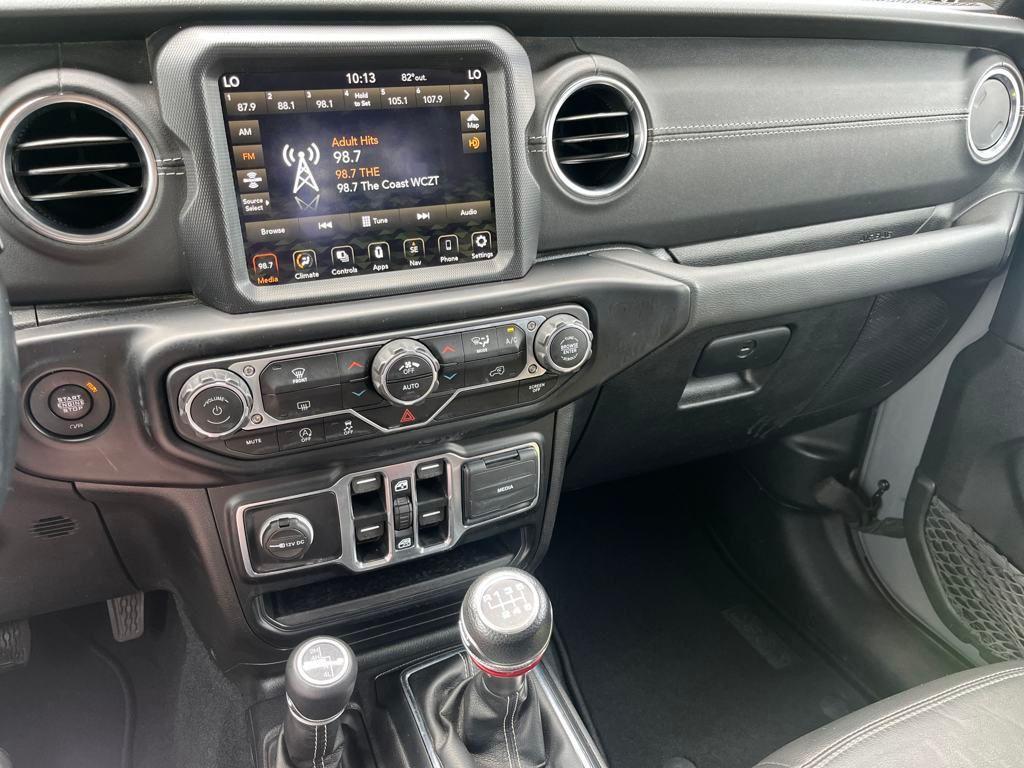 used 2021 Jeep Gladiator car, priced at $29,999
