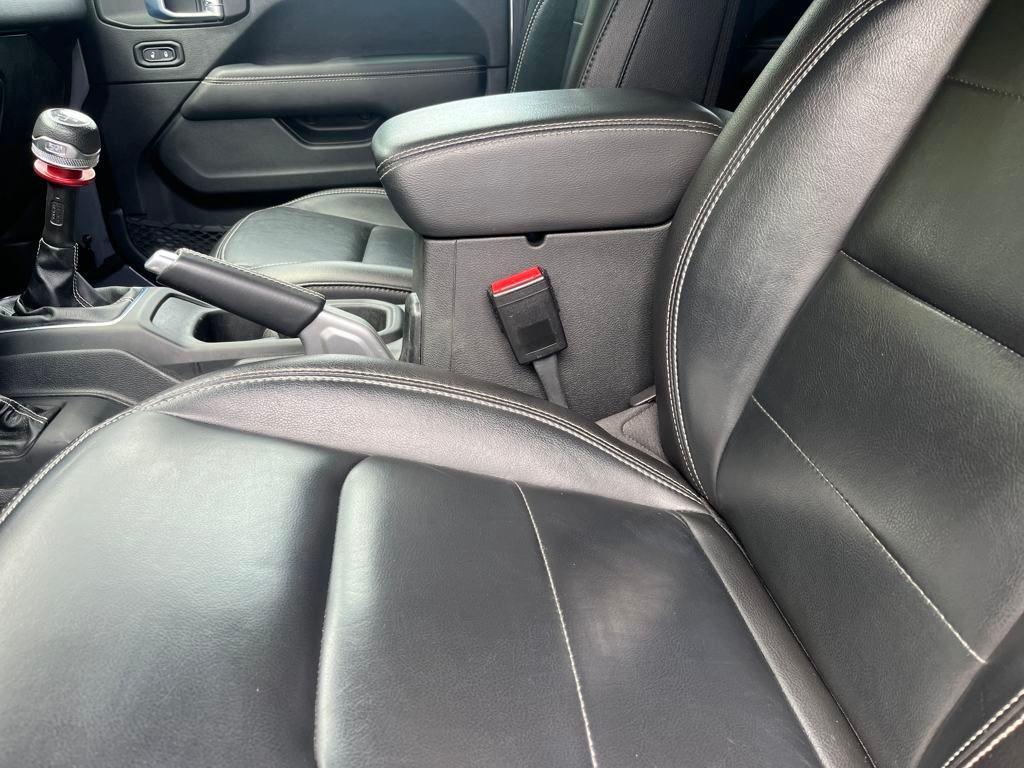 used 2021 Jeep Gladiator car, priced at $29,999
