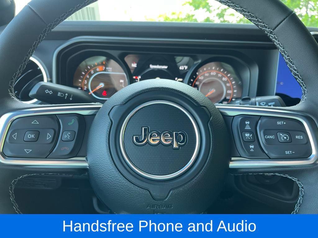 new 2025 Jeep Wrangler car, priced at $54,234