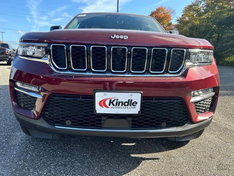 new 2025 Jeep Grand Cherokee car, priced at $49,730