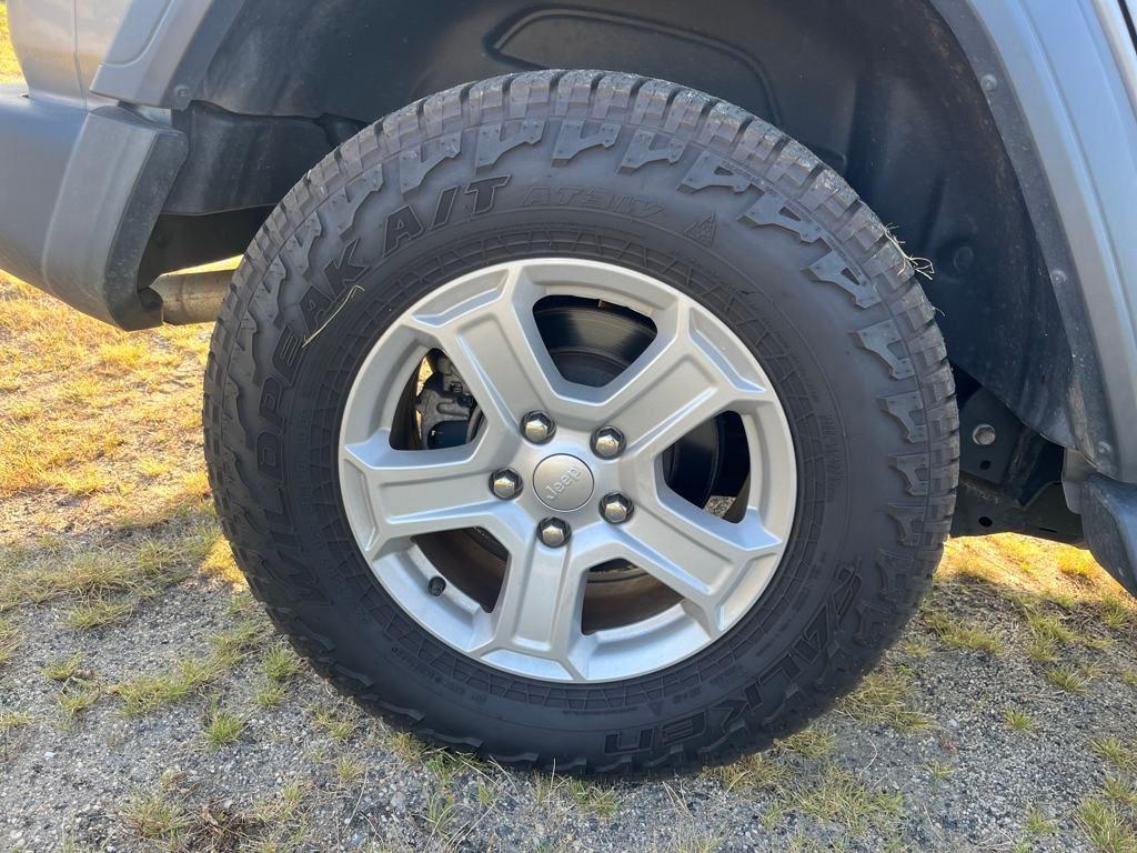 used 2020 Jeep Wrangler Unlimited car, priced at $25,499