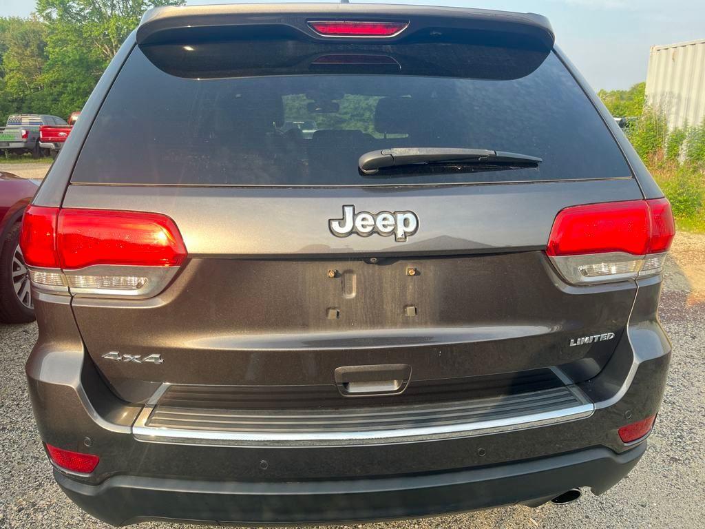 used 2019 Jeep Grand Cherokee car, priced at $25,000