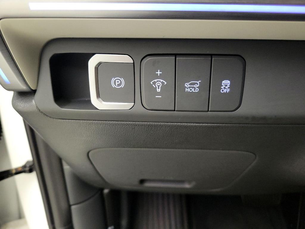 used 2024 Hyundai Santa Fe car, priced at $35,998