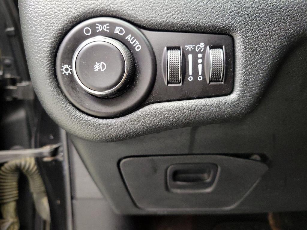 used 2015 Jeep Cherokee car, priced at $16,998