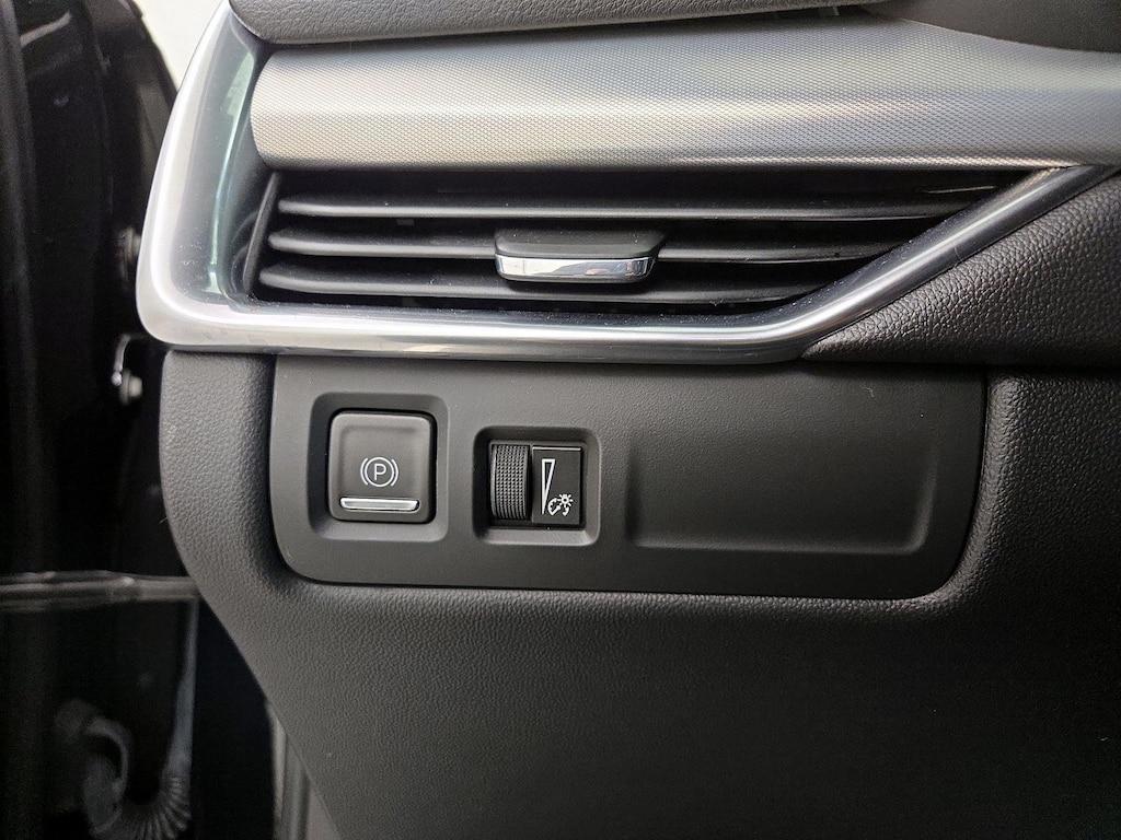 used 2022 Cadillac XT4 car, priced at $30,998