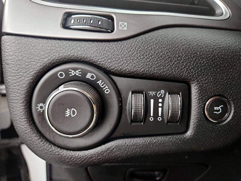 used 2019 Jeep Cherokee car, priced at $17,998
