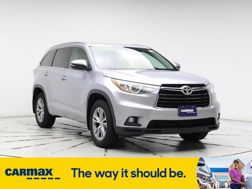 used 2015 Toyota Highlander car, priced at $22,998