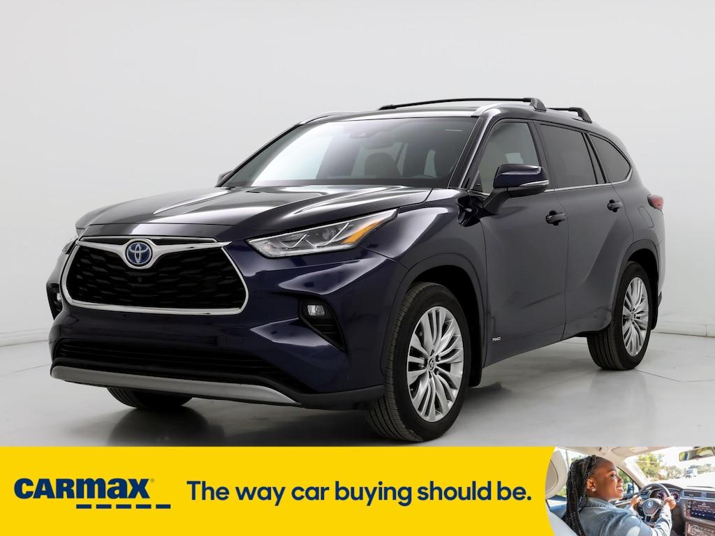 used 2022 Toyota Highlander Hybrid car, priced at $51,998
