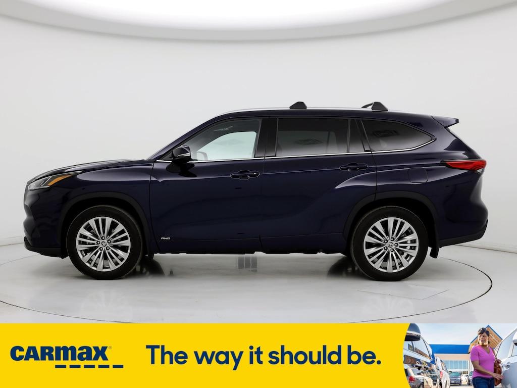 used 2022 Toyota Highlander Hybrid car, priced at $51,998