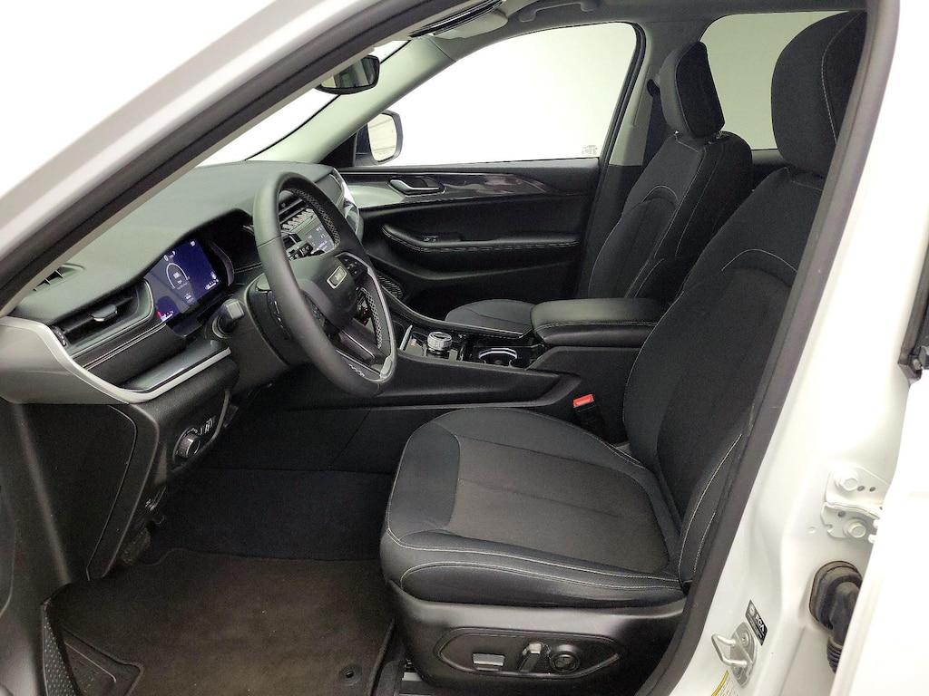 used 2023 Jeep Grand Cherokee car, priced at $29,998