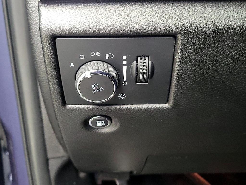 used 2021 Jeep Grand Cherokee car, priced at $27,998