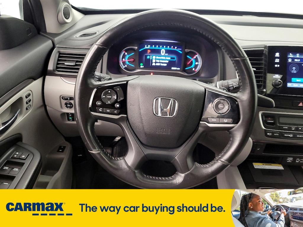 used 2022 Honda Pilot car, priced at $35,998