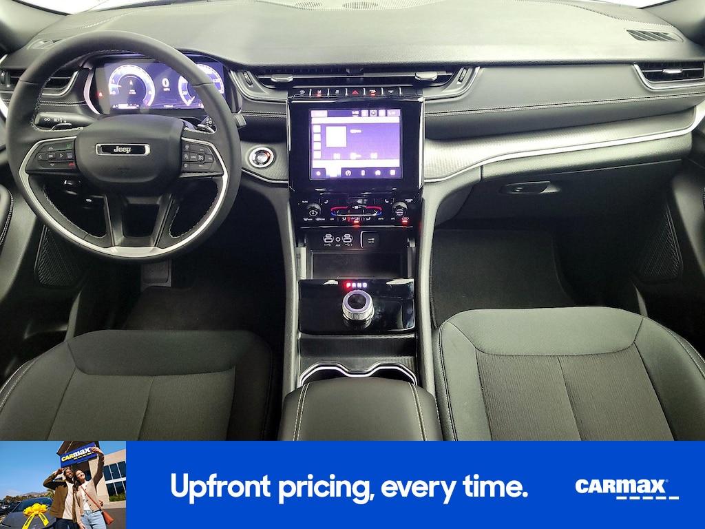 used 2025 Jeep Grand Cherokee car, priced at $35,998