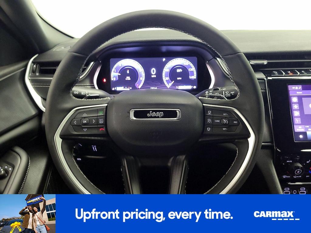 used 2025 Jeep Grand Cherokee car, priced at $35,998