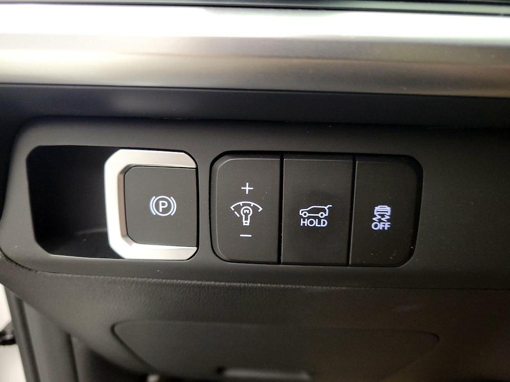 used 2024 Hyundai Santa Fe car, priced at $31,998