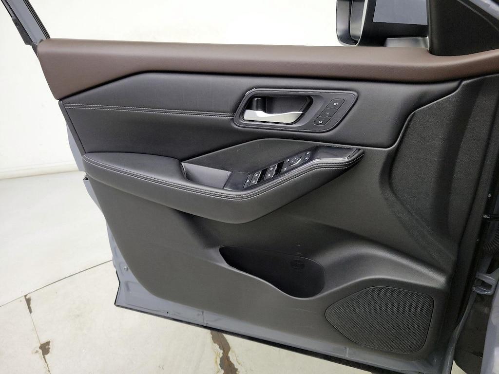 used 2023 Nissan Rogue car, priced at $26,998