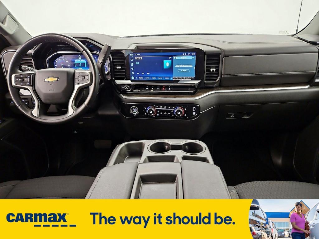 used 2022 Chevrolet Silverado 1500 car, priced at $35,998