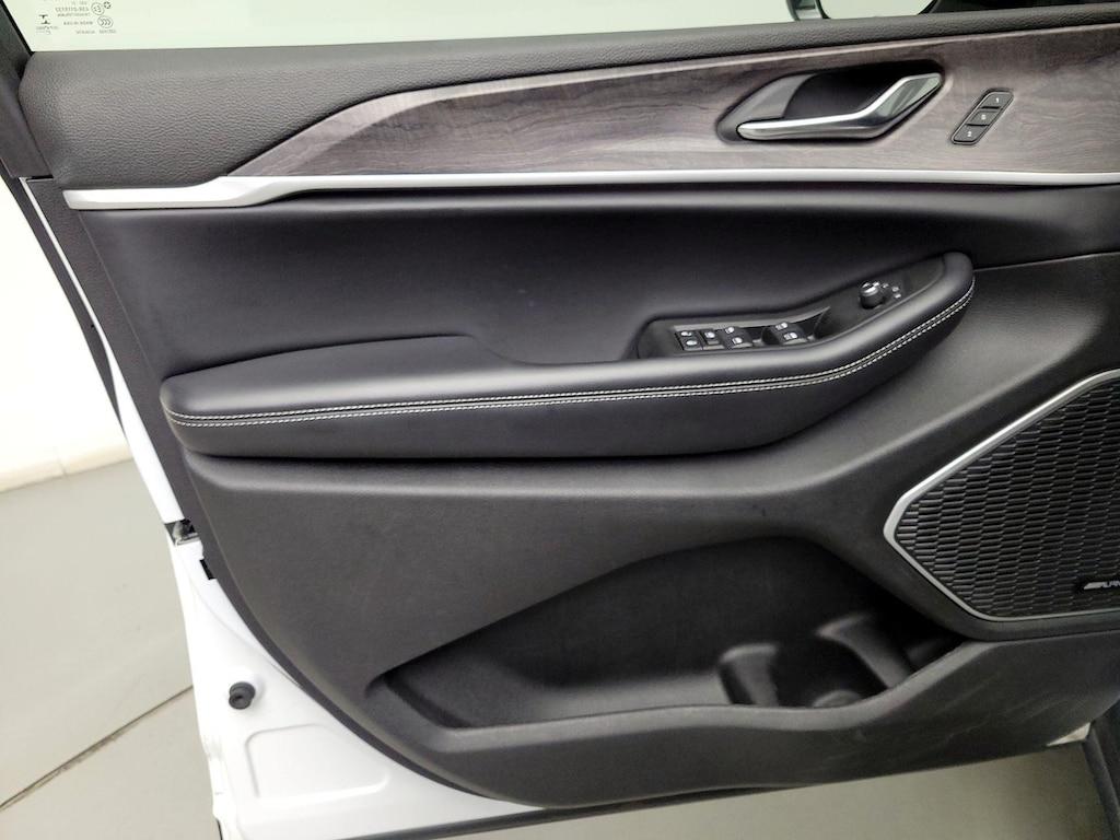 used 2021 Jeep Grand Cherokee L car, priced at $33,998