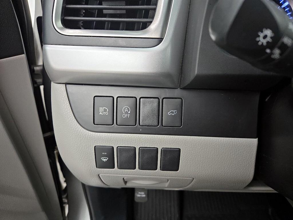 used 2018 Toyota Highlander car, priced at $28,998