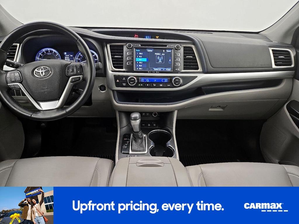 used 2018 Toyota Highlander car, priced at $28,998