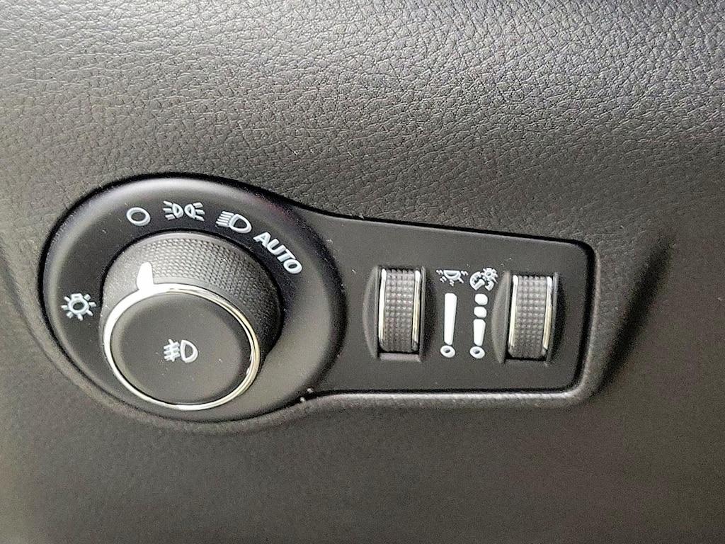 used 2022 Jeep Compass car, priced at $25,998