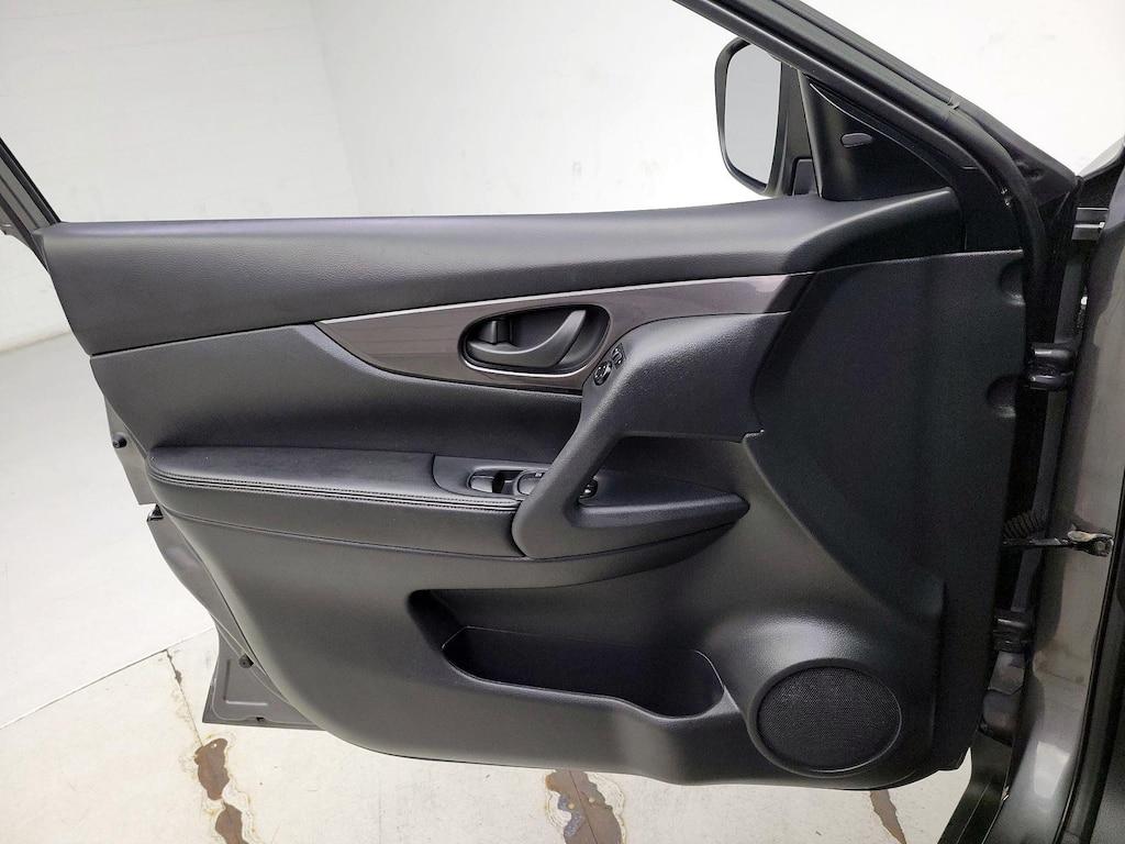 used 2020 Nissan Rogue car, priced at $16,998