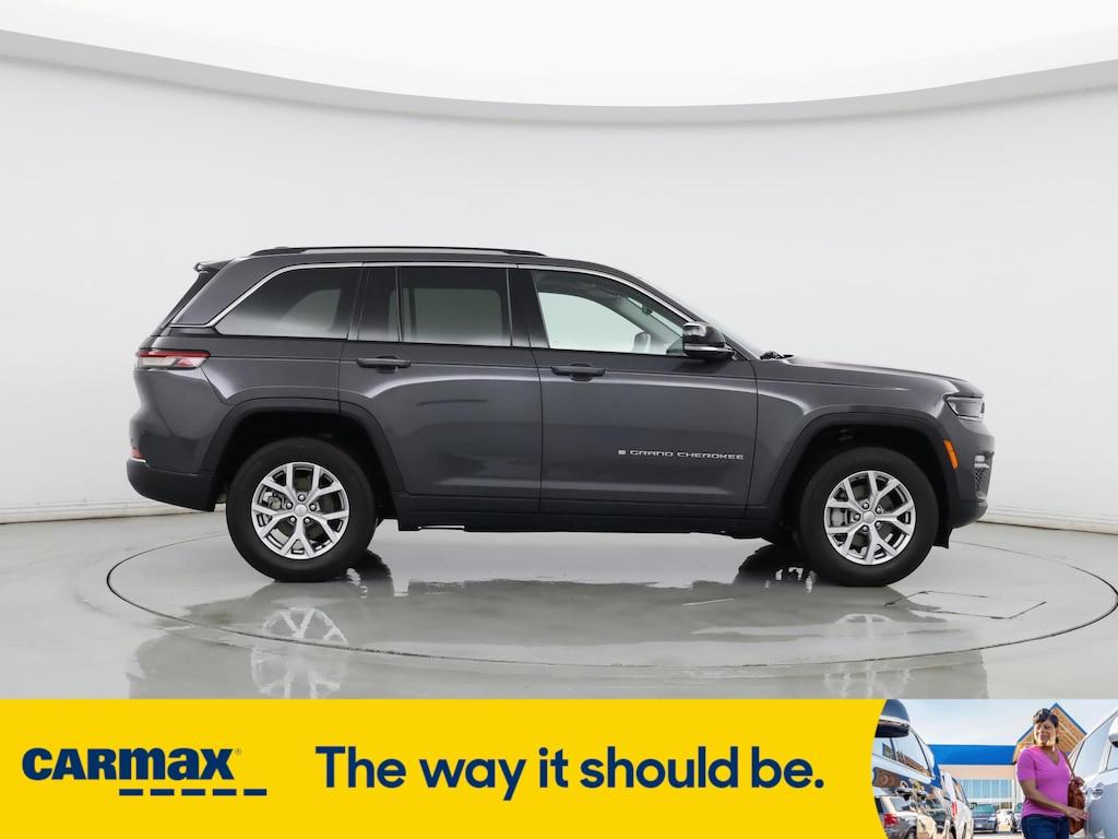 used 2022 Jeep Grand Cherokee car, priced at $31,998