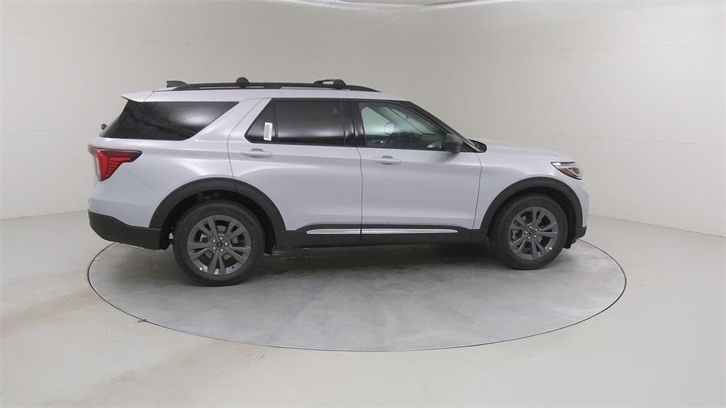 new 2025 Ford Explorer car, priced at $51,660