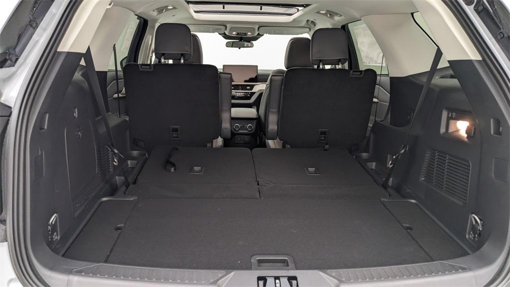 new 2025 Ford Explorer car, priced at $51,660
