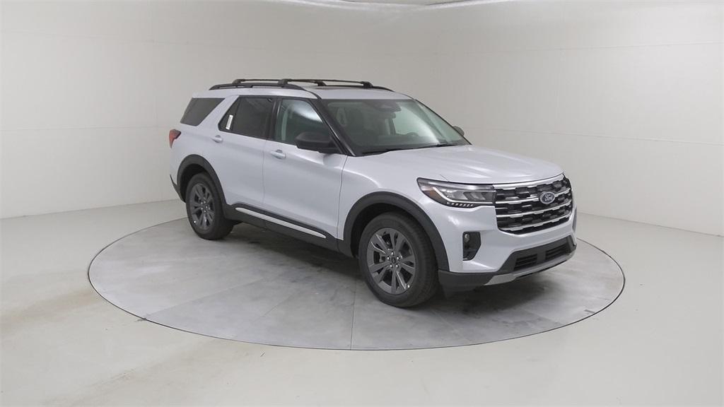 new 2025 Ford Explorer car, priced at $51,660