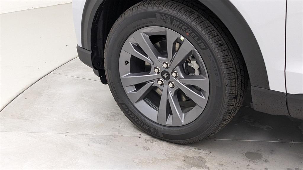 new 2025 Ford Explorer car, priced at $51,660