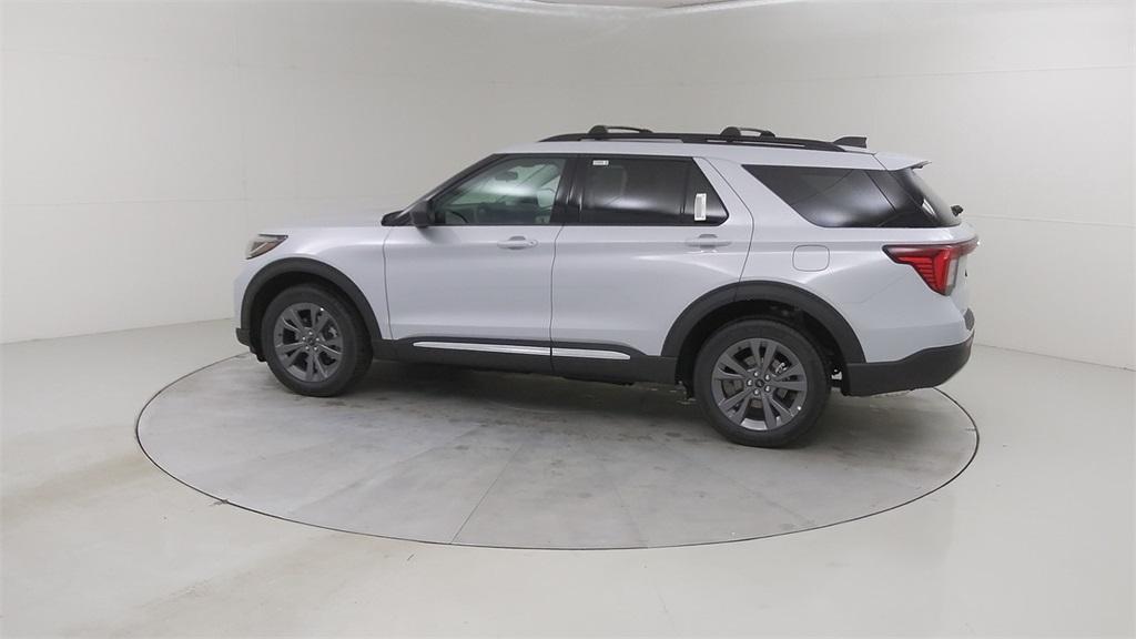 new 2025 Ford Explorer car, priced at $51,660