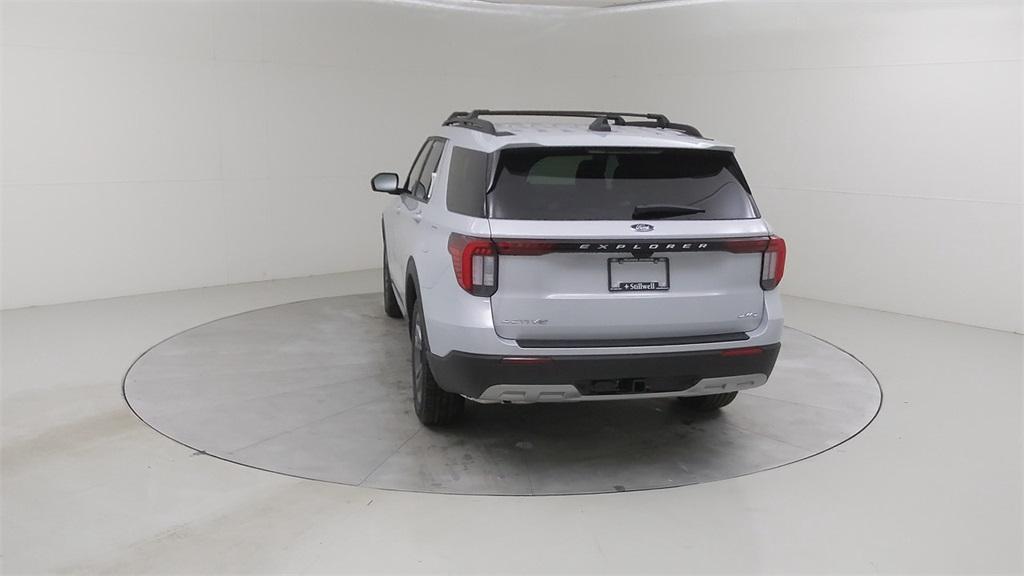 new 2025 Ford Explorer car, priced at $51,660