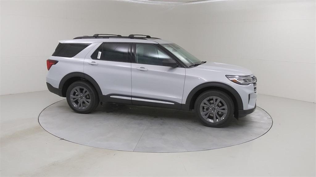 new 2025 Ford Explorer car, priced at $51,660