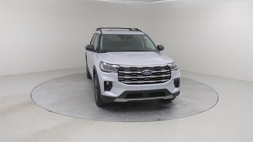 new 2025 Ford Explorer car, priced at $51,660
