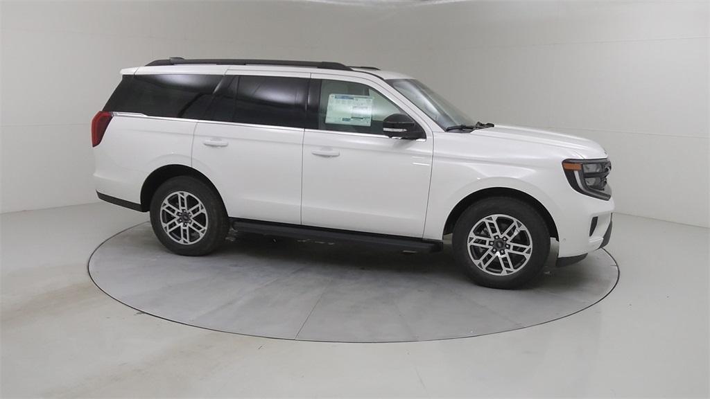 new 2025 Ford Expedition car, priced at $73,780