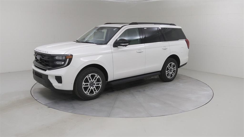 new 2025 Ford Expedition car, priced at $73,780