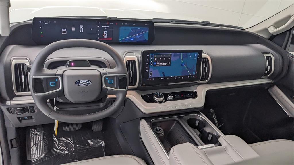 new 2025 Ford Expedition car, priced at $73,780