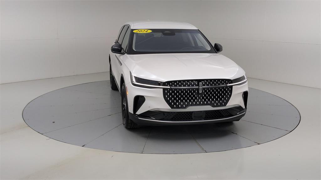 used 2024 Lincoln Nautilus car, priced at $50,267