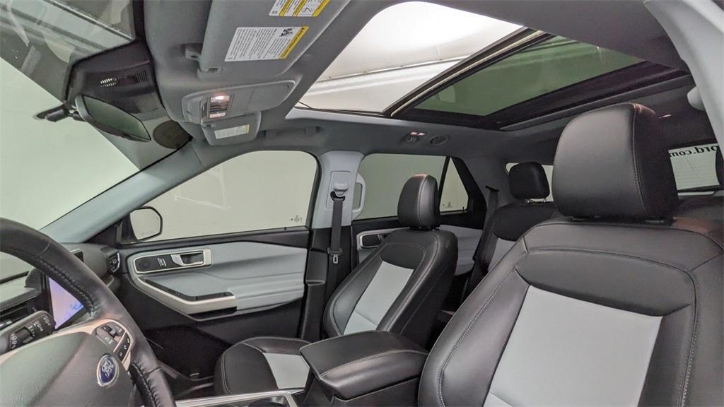 used 2023 Ford Explorer car, priced at $34,900