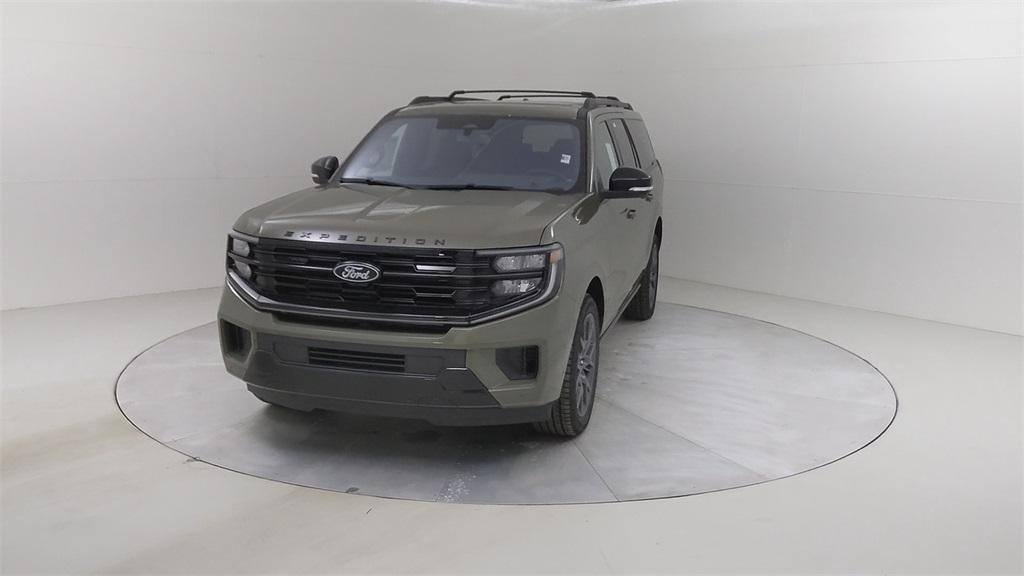new 2025 Ford Expedition Max car, priced at $87,995