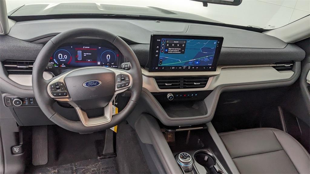 new 2025 Ford Explorer car, priced at $49,905