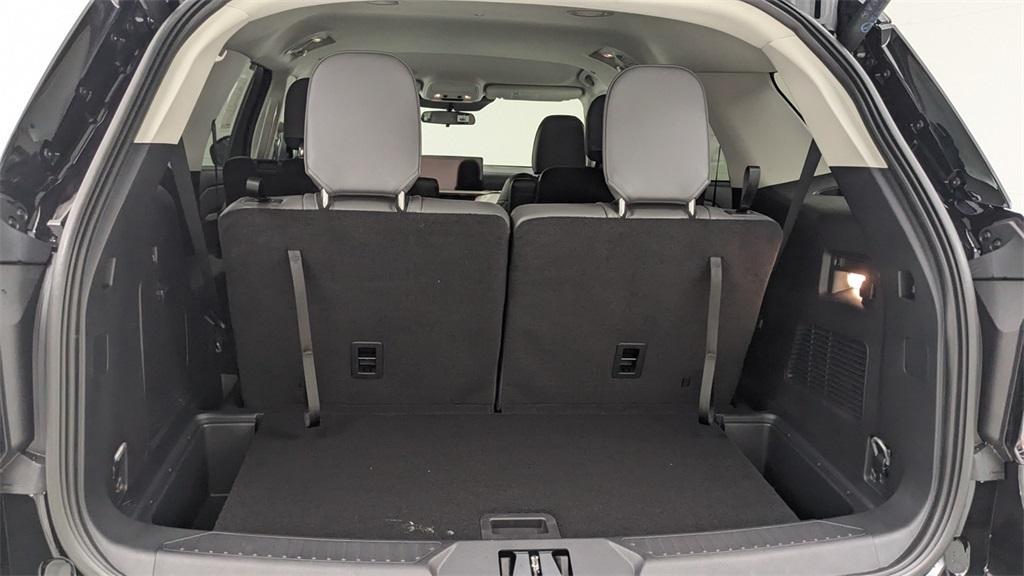 new 2025 Ford Explorer car, priced at $49,905