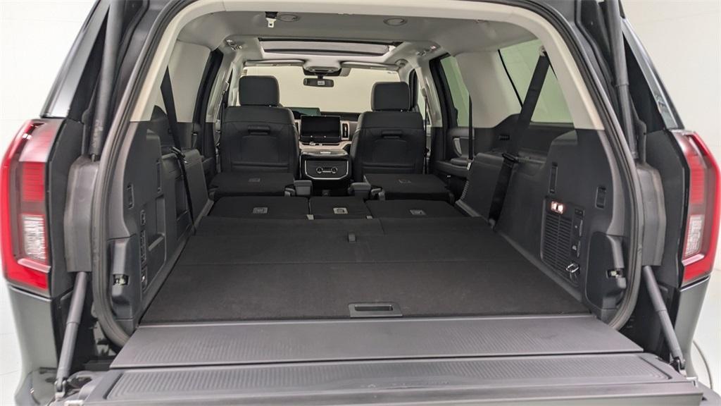 new 2025 Ford Expedition Max car, priced at $74,965